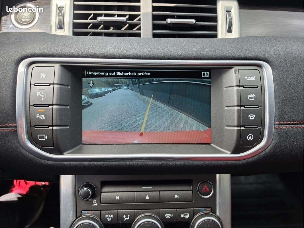 Land Rover RANGE ROVER EVOQUE HSE Dynamic * 241 ch * Meridian * HUD * Pano * Caméra (image 20)