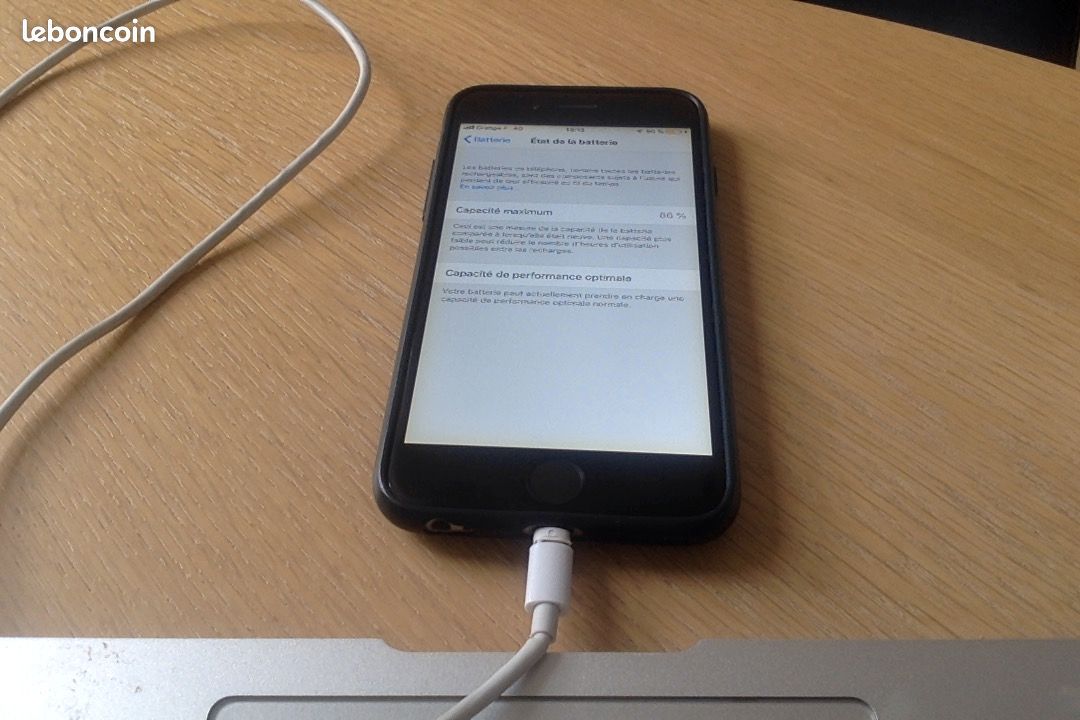 IPhone 6 32G excellent état (image 2)