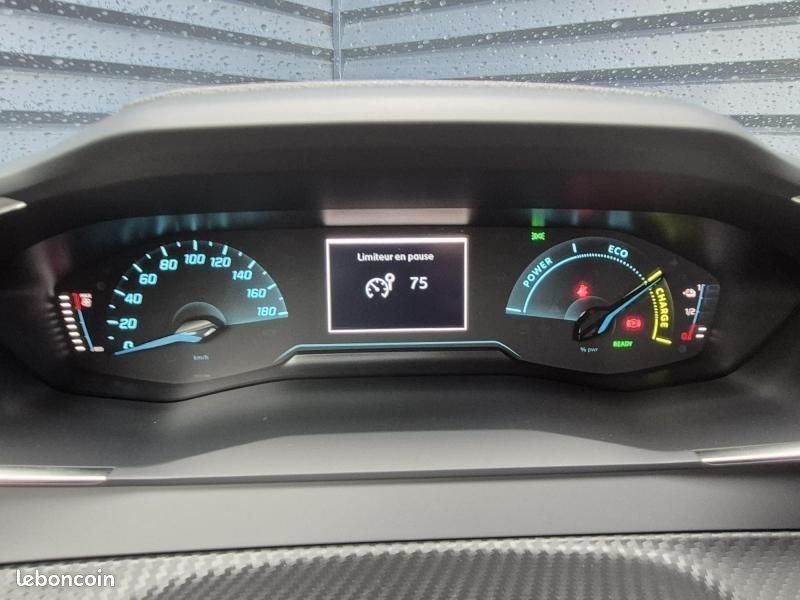 Peugeot 208 e-208 136ch Active Pack (image 25)
