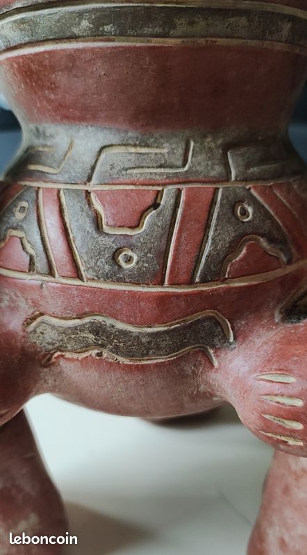 Grande Statuette Mexicaine En Terre Cuite - Style Précolombien - 34 Cm - État D'Occasion