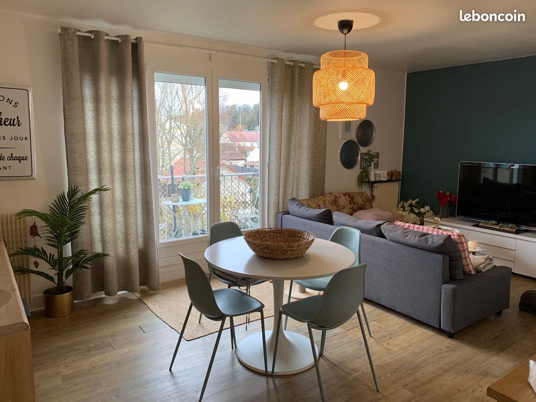 Appartement 2 pièces 57 m² · à Dourdan · 57 m² · 870 €