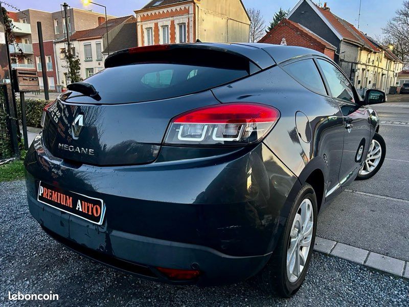 Renault megane iii coupé tce 115 cv pack zen 4 fois sans frais (image 2)