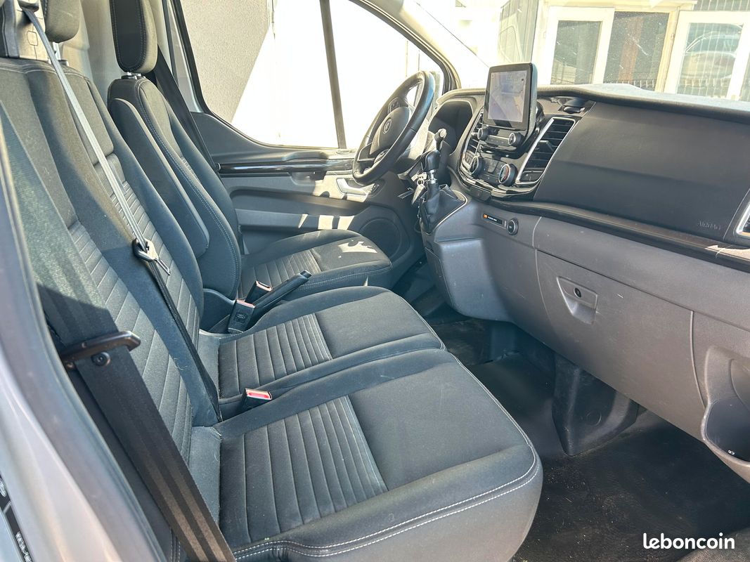 Ford Custom Limited 300 L2H1 2.0EcoBlue 170cv an.02/2020 (image 4)