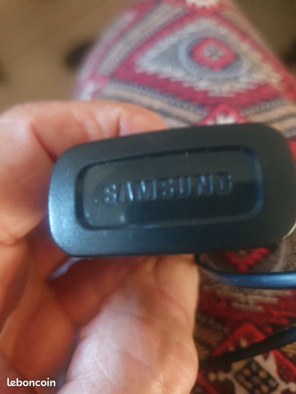 1 chargeur samsung (image 1)
