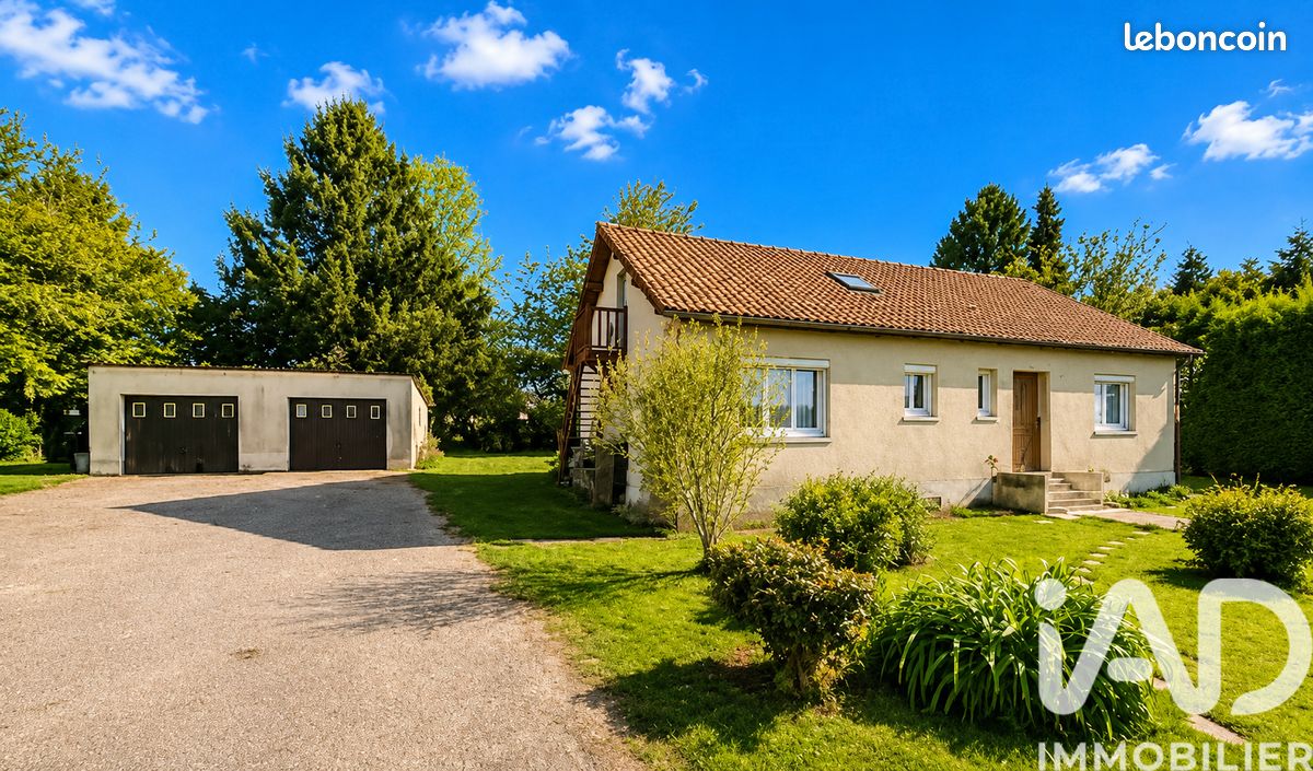 Maison 5 pièces 140 m² · à Maucomble · 140 m² · 209 000 €