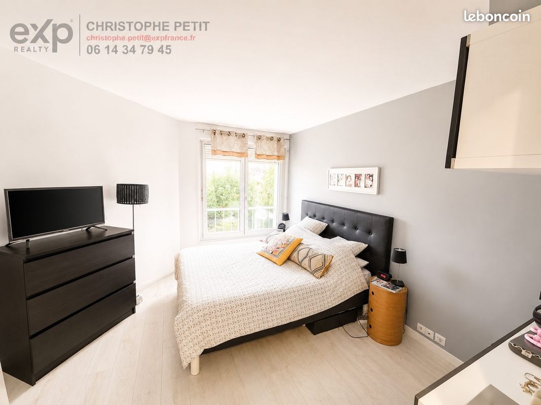 Appartement 4 pièces 100 m² · à Levallois-Perret · 100 m² · 1 038 000 €