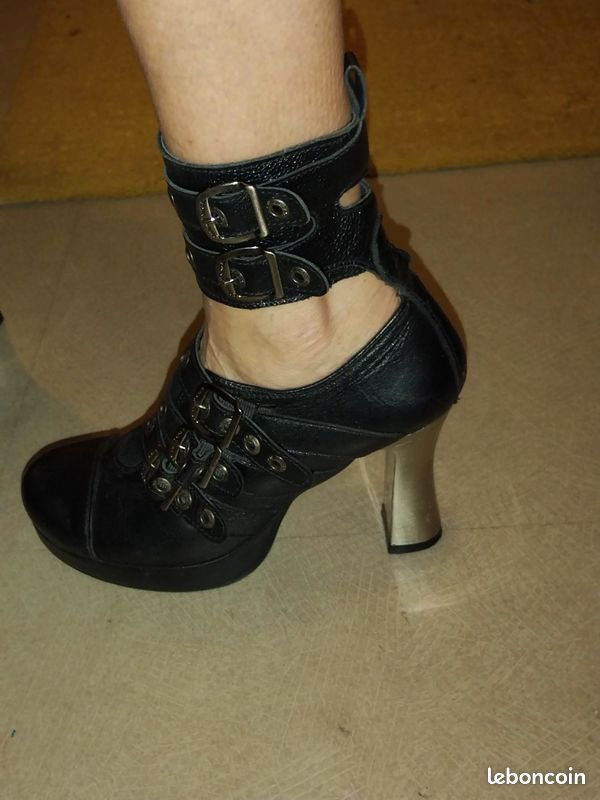 Chaussures gothique néopunk NEW ROCK femme pointure 40 Chaussures