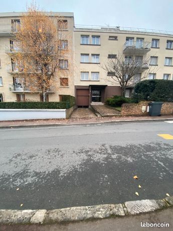 Parking 12 m² Viroflay