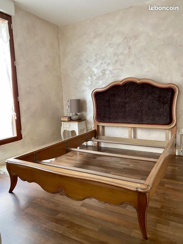 Cadre de lit en bois 140x190cm (image 1)