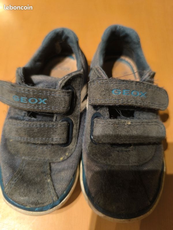 Chaussures Geox enfant taille 23 (image 1)