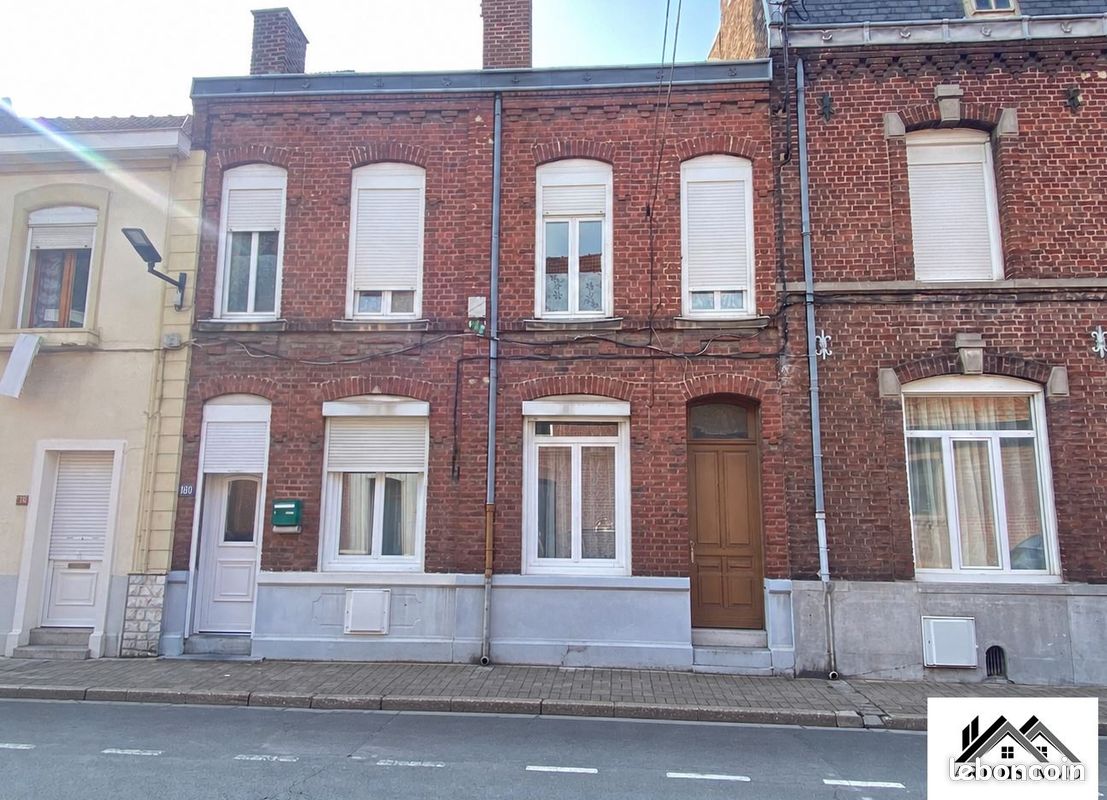 Maison 6 pièces 111 m² · à Harnes · 111 m² · 143 100 €