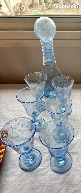 Table Passion - Verre à pied Perla Bullé 28 cl bleu (lot de 6