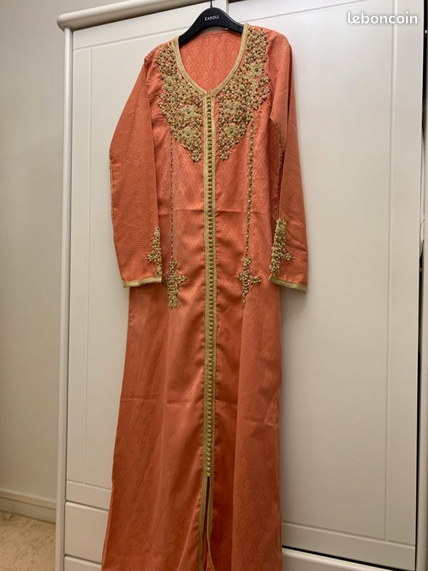 Caftans / Robes de soirées (image 7)