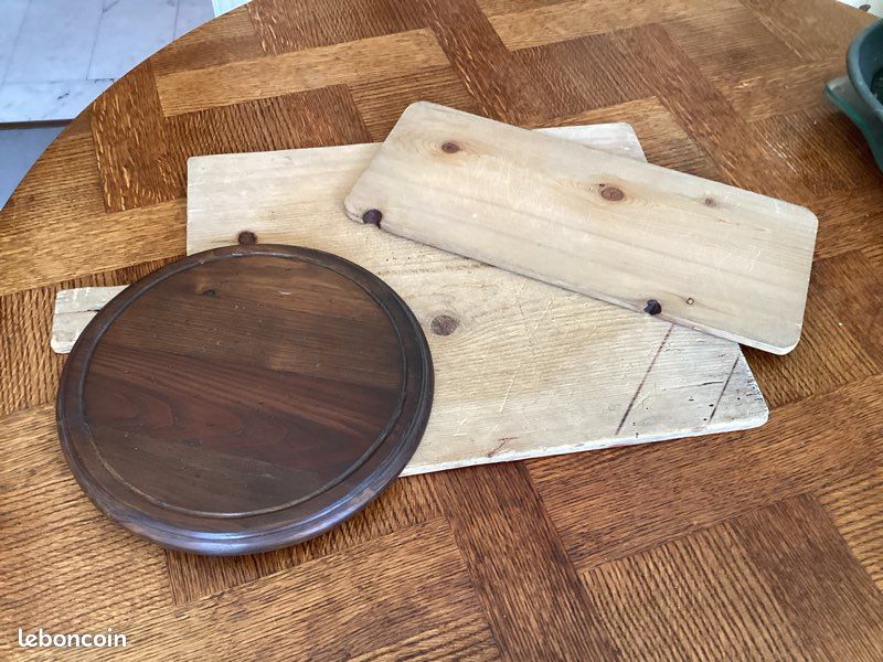Lot de trois planches à découper en bois, différents modèle (image 3)