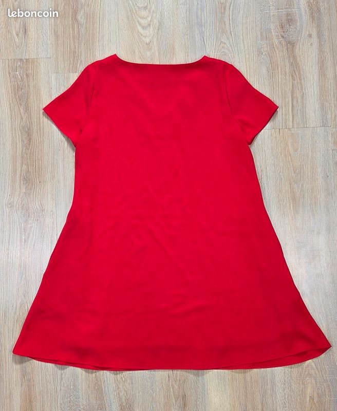Robe ZAPA En Daim Rouge – Taille L – Occasion En Très Bon état