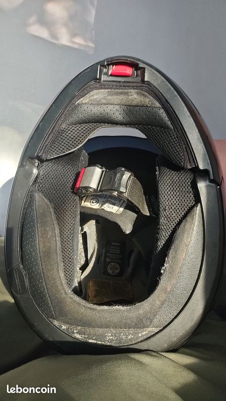 Casque Nolan avec Visière Solaire Intégrée - Taille S/M (image 4)