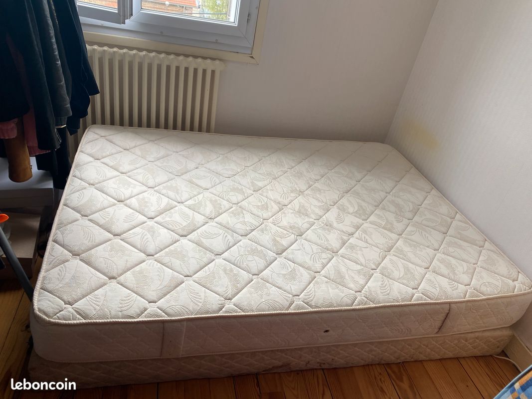 Matelas + sommier (image 1)