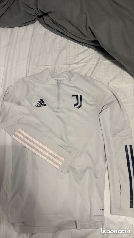 Pull Juventus (image 1)