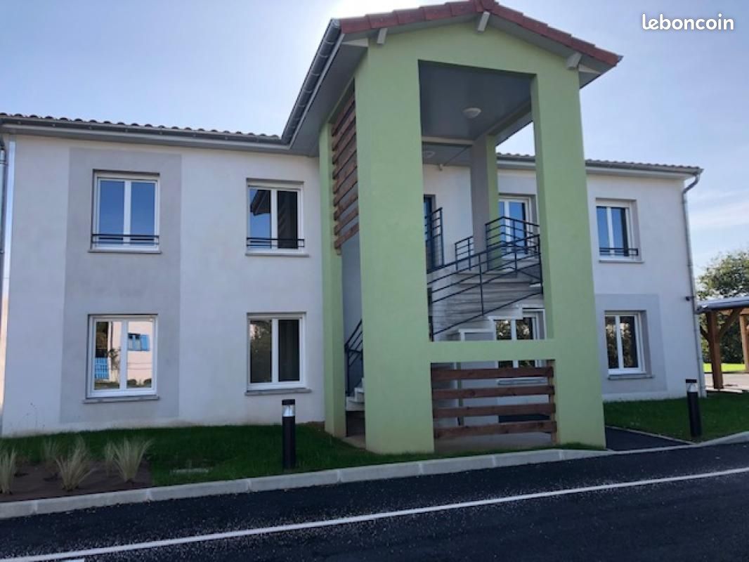 Appartement 4 pièces 93 m² · à Saint-Bénigne · 93 m² · 607 €/mois