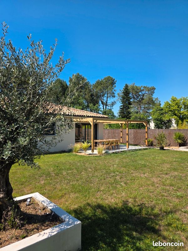 Maison 4 pièces 85 m² · à Lesparre-Médoc · 85 m² · 230 000 €