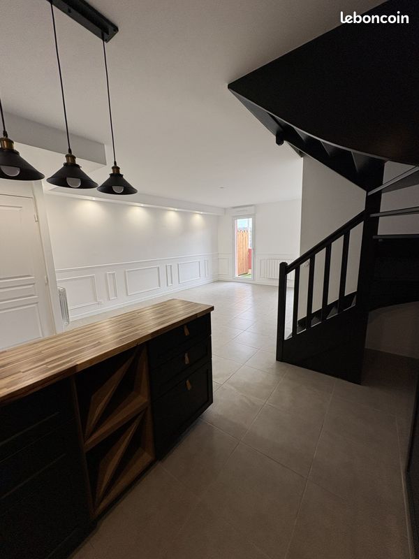 Appartement 3 pièces 62 m² · à Lisieux · 61,9 m² · 165 000 €
