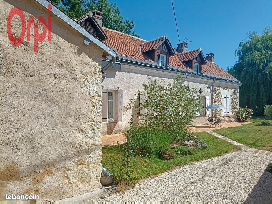 Maison 5 pièces 185 m² · à Houssay · 185 m² · 209 990 €