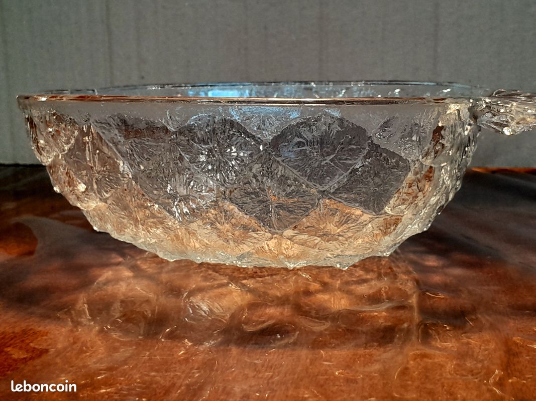Lot De Deux Anciens Saladiers En Verre Taillé - Vintage Déco Cuisine