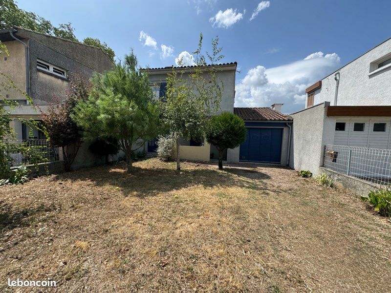 Maison 5 pièces 90 m² · à Castelnaudary · 90 m² · 1 100 €/mois