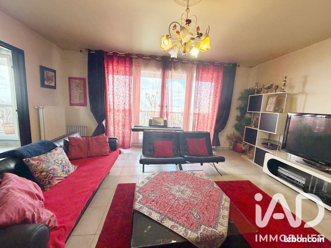 Appartement 5 pièces 100 m² · à Bagnolet · 100 m² · 330 000 €