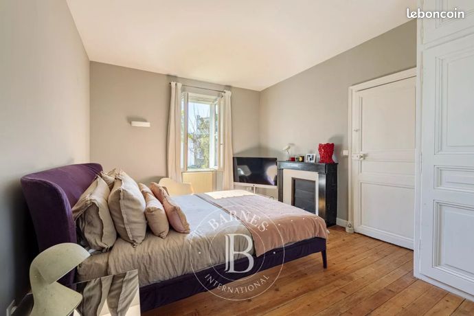 Maison 7 pièces 144 m² — 8