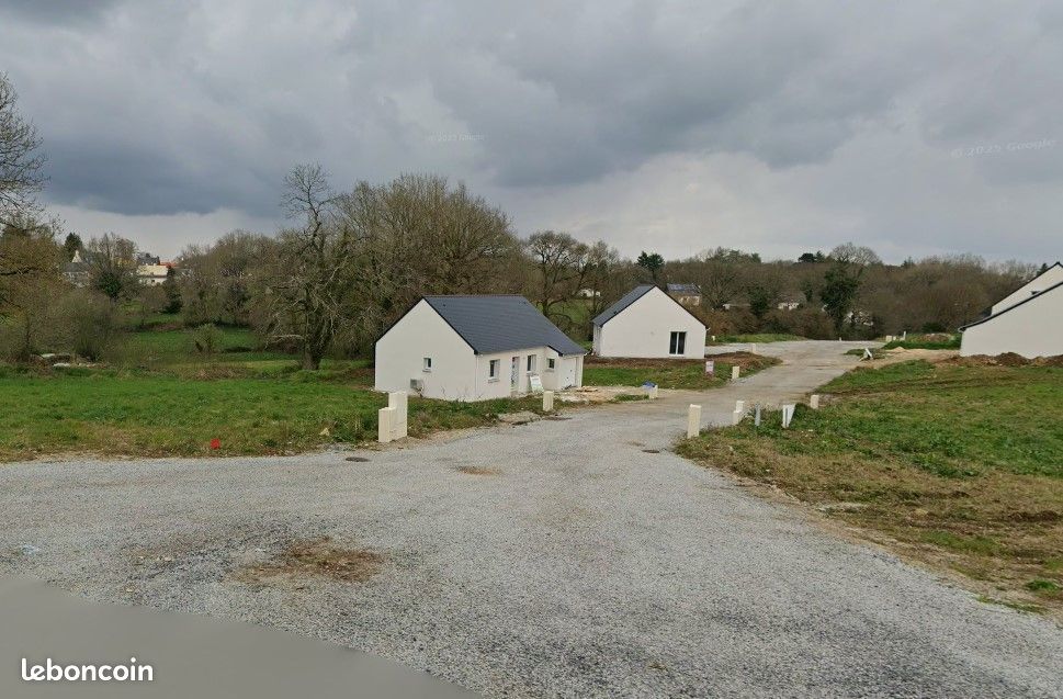 Terrain 450 m² Plumelec · 53 700 €