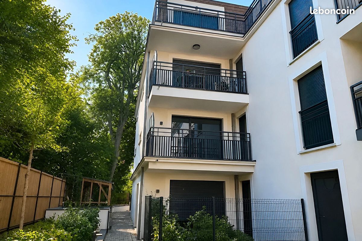 Appartement 2 pièces 44 m² · à Marly-le-Roi · 44 m² · 1 290 €/mois