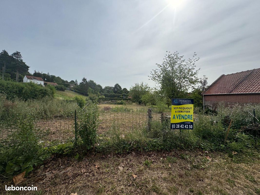 Terrain 855 m² · à Cassel · 855 m² · 106 000 €