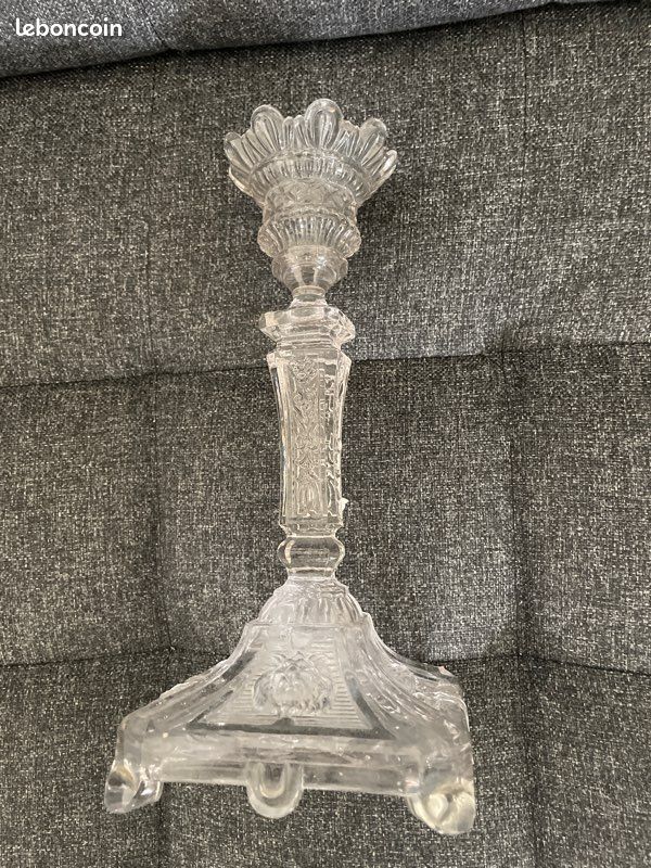 1 PAIRE DE BOUGEOIR en verre ciselé ( LE LION ET LA ROSE ) en parfait état (image 7)