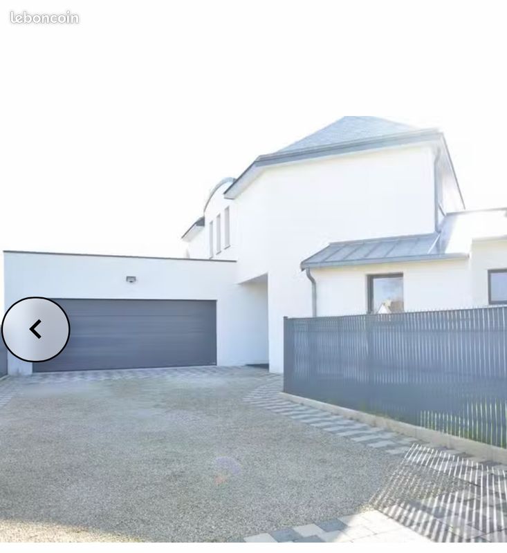 Maison 6 pièces 177 m² · à Le Vivier-sur-Mer · 177 m² · 590 000 €
