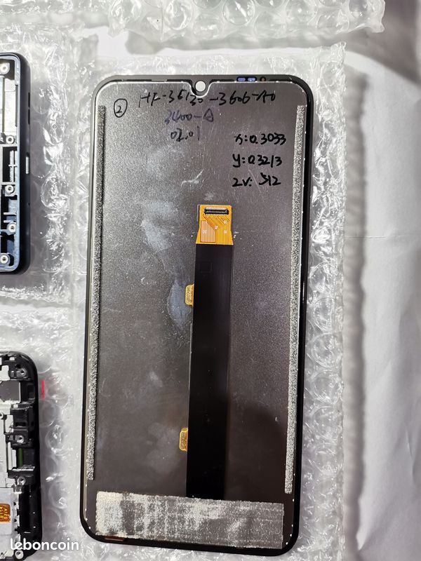 Ecran Lot des pièces Téléphone portable plusieurs modele et certaines carte mère aussi (image 5)