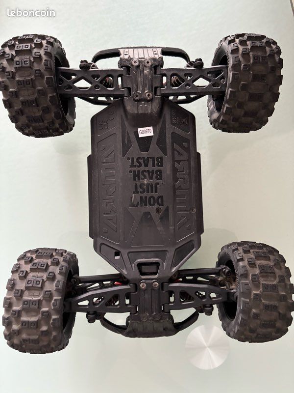 ARRMA Carrosserie/Décalcomanie Granit Vert 4x4 Mega (AR402253 ARRMA Carrosserie/Décalcomanie Granit Vert 4x4 Mega (AR402253