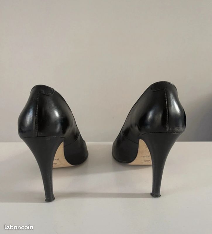 Chaussures escarpins Jonak noires taille 36 en très bon état (image 4)