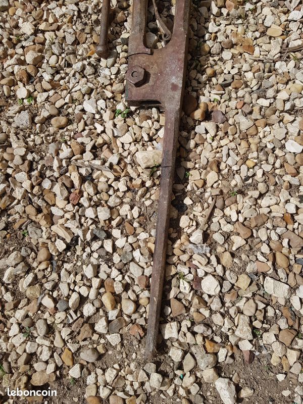 Ancien etau (image 4)