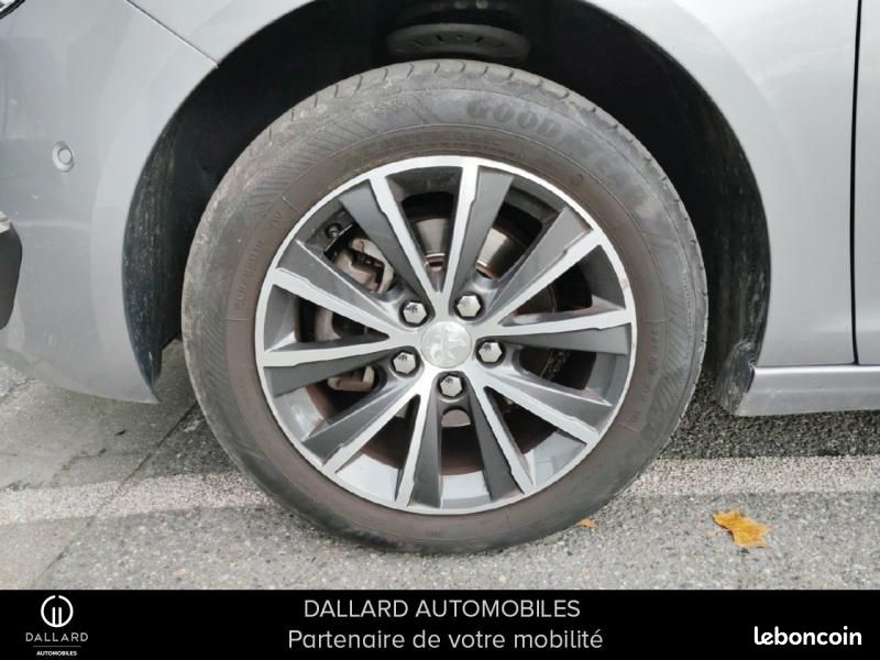 Peugeot 308 SW 1.2 PureTech 130ch Allure S&S EAT6 (image 11)