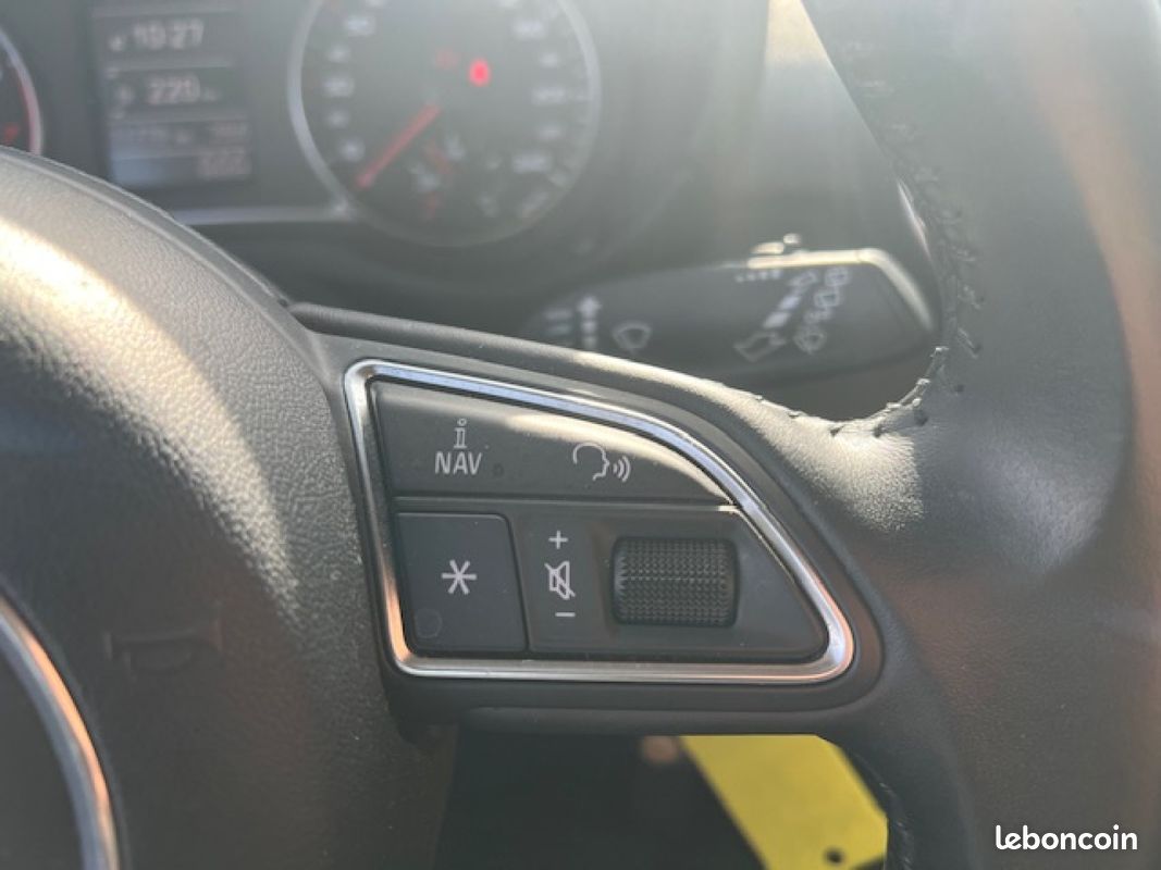 AUDI A1 SPORTBACK 1.2 TFSI 86 Attraction (image 16)
