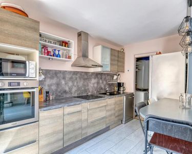 Appartement 370 000 € - 82 m²