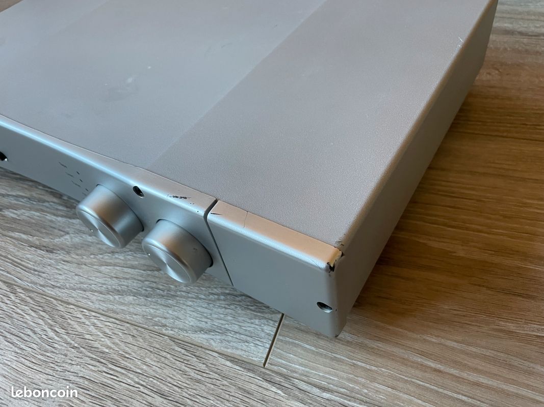 Amplificateur Hi-Fi stéréo REGA Brio (Génération 3) - Argent / Silver (image 2)