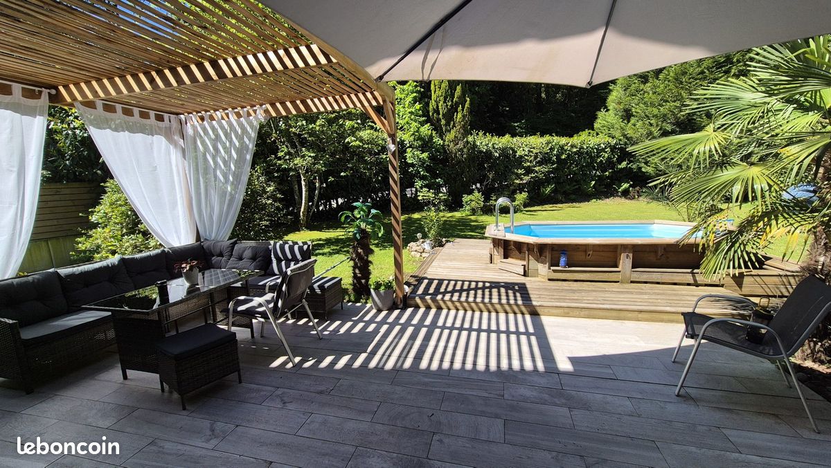 Maison 8 pièces 211 m² · à Peillonnex · 211 m² · 625 000 €