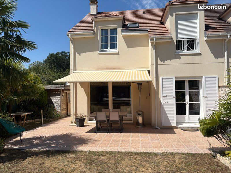 Maison 5 pièces 96 m² · à Saint-Pierre-du-Perray · 96 m² · 385 000 €