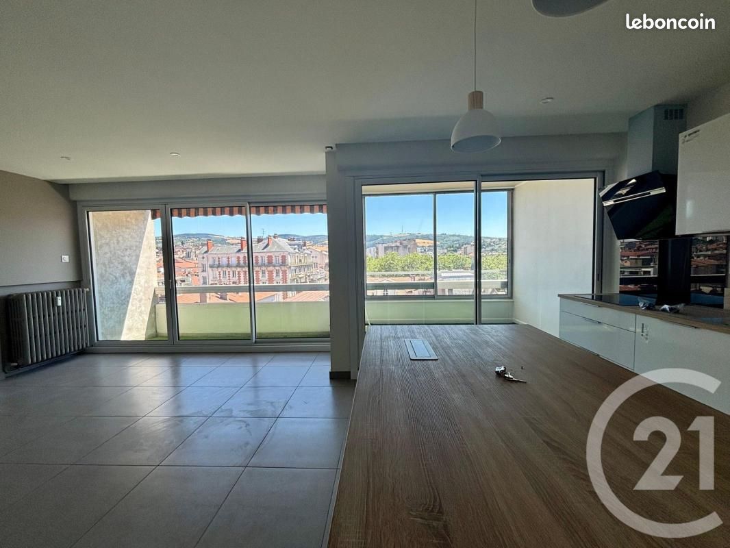 Appartement 4 pièces 90 m² · à Saint-Étienne · 90 m² · 235 000 €