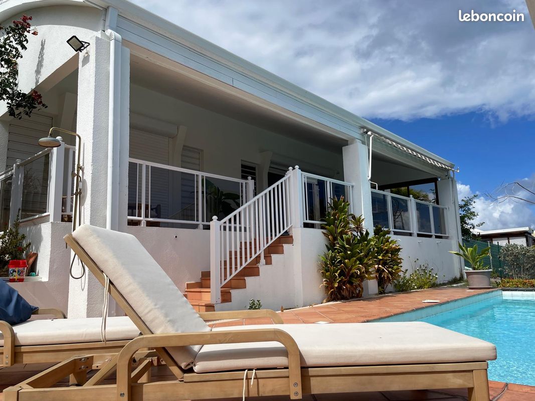 Maison 4 pièces 146 m² · à Saint-François · 146 m² · 832 500 €