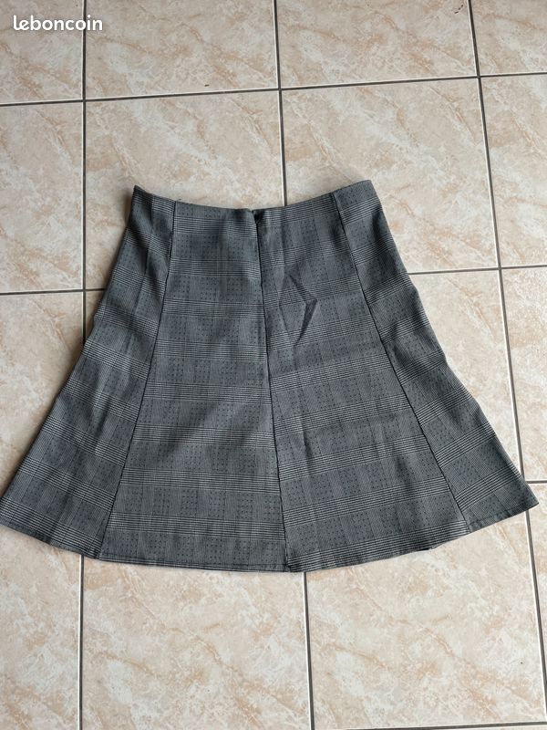 Jupe évasée avec fermeture au dos - Taille 42 (image 3)