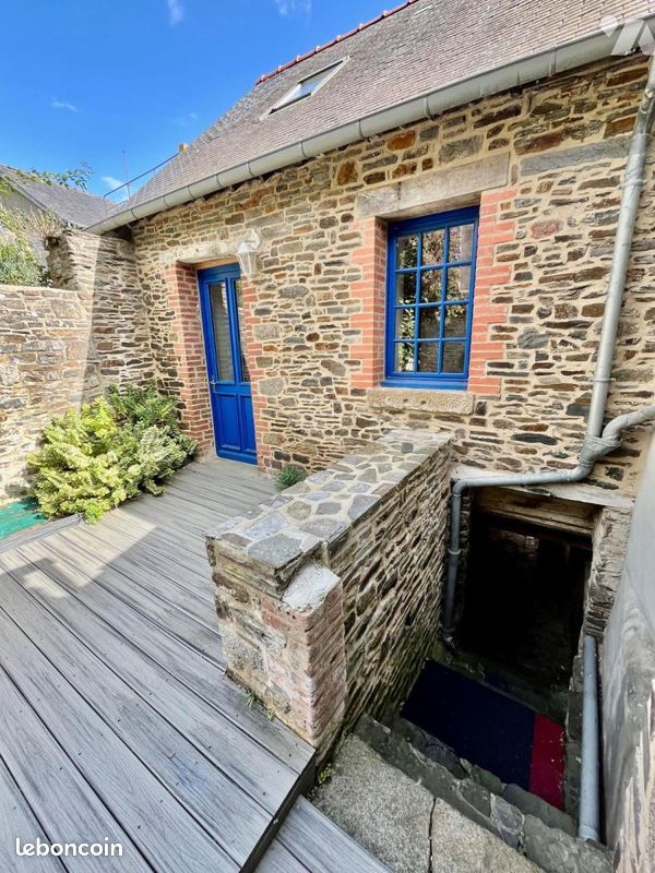 Maison 5 pièces 100 m² · à Dol-de-Bretagne · 100 m² · 850 €/mois