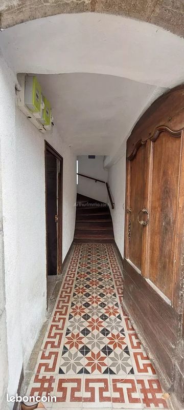 Maison 10 pièces 140 m² · à La Garde · 140 m² · 135 000 €